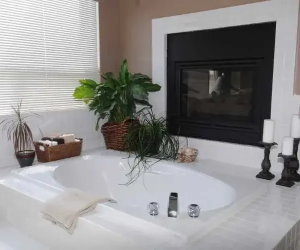 06-2023 tub reglazing 14